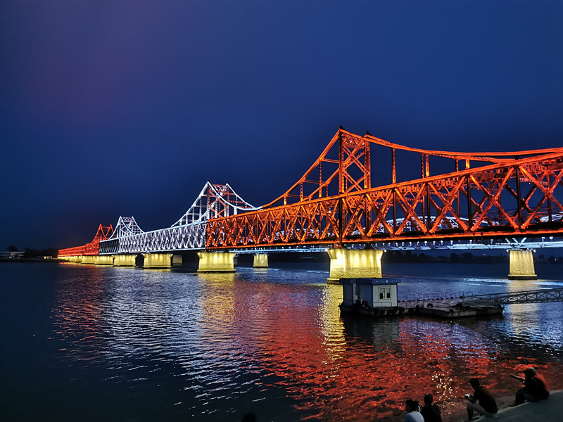 風光類 孫雯—夜幕下的斷橋_副本.jpg 風光類 孫雯—夜幕下的斷橋_副本.jpg